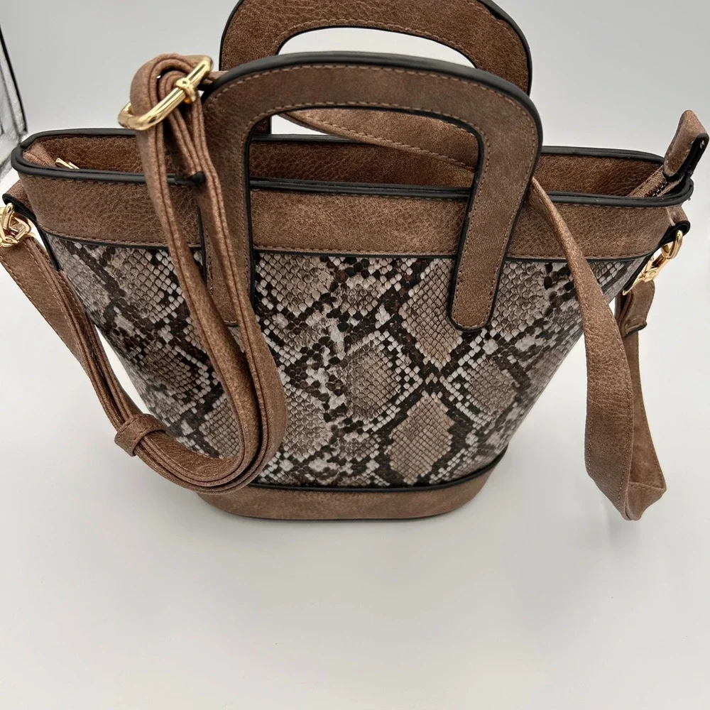 Snakeskin‎ Print Crossbody Bucket Handbag Statement Bag